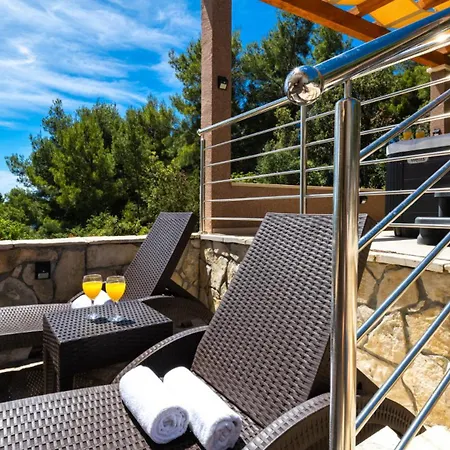 Villa Franciska By Guide Blato (Korcula)
